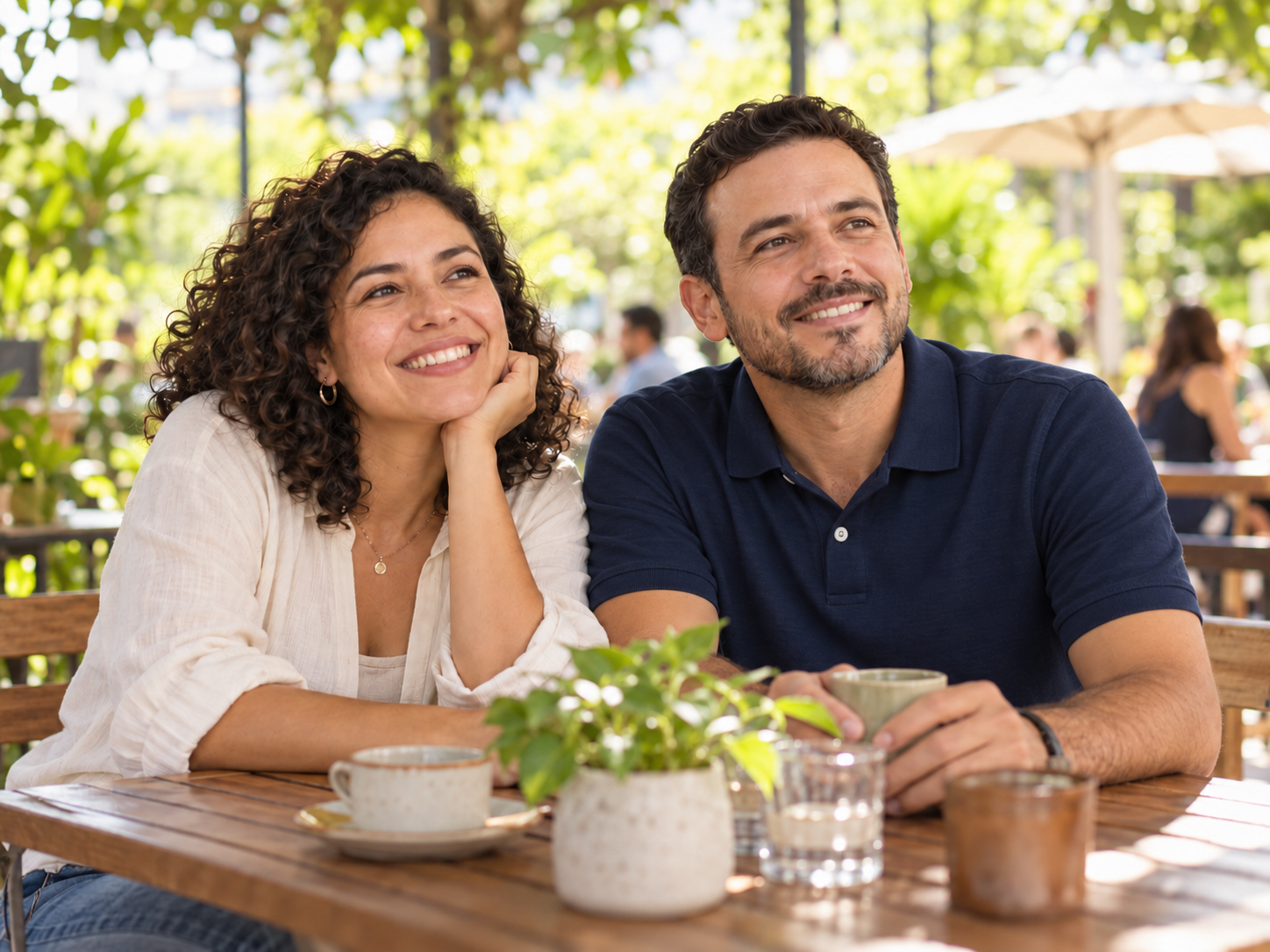 Personas compartiendo un momento al aire libre